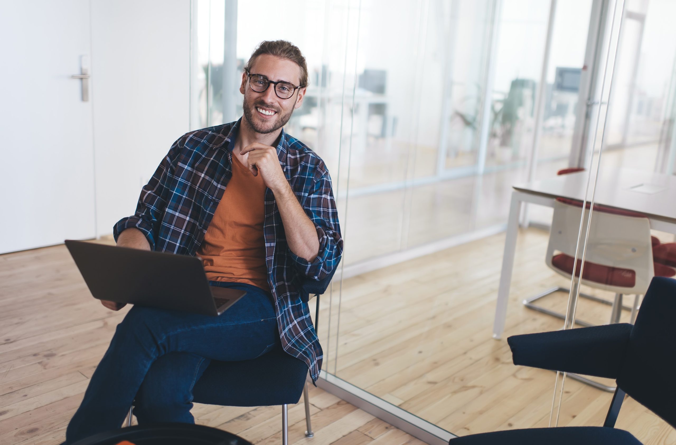 The Top Benefits of Hiring an Executive Search Firm for B2D Companies